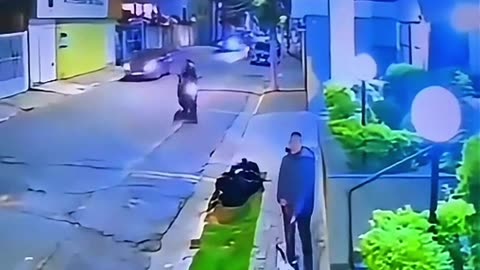 Robbers Roll Up — But the Dog Was Ready First