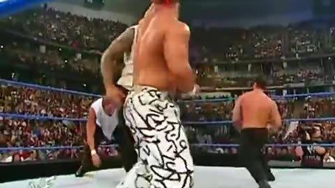 Trish Stratus does the WORM!! Grandmaster, Steve Blackman & Trish VS. RTC - WWF SMACKDOWN HD