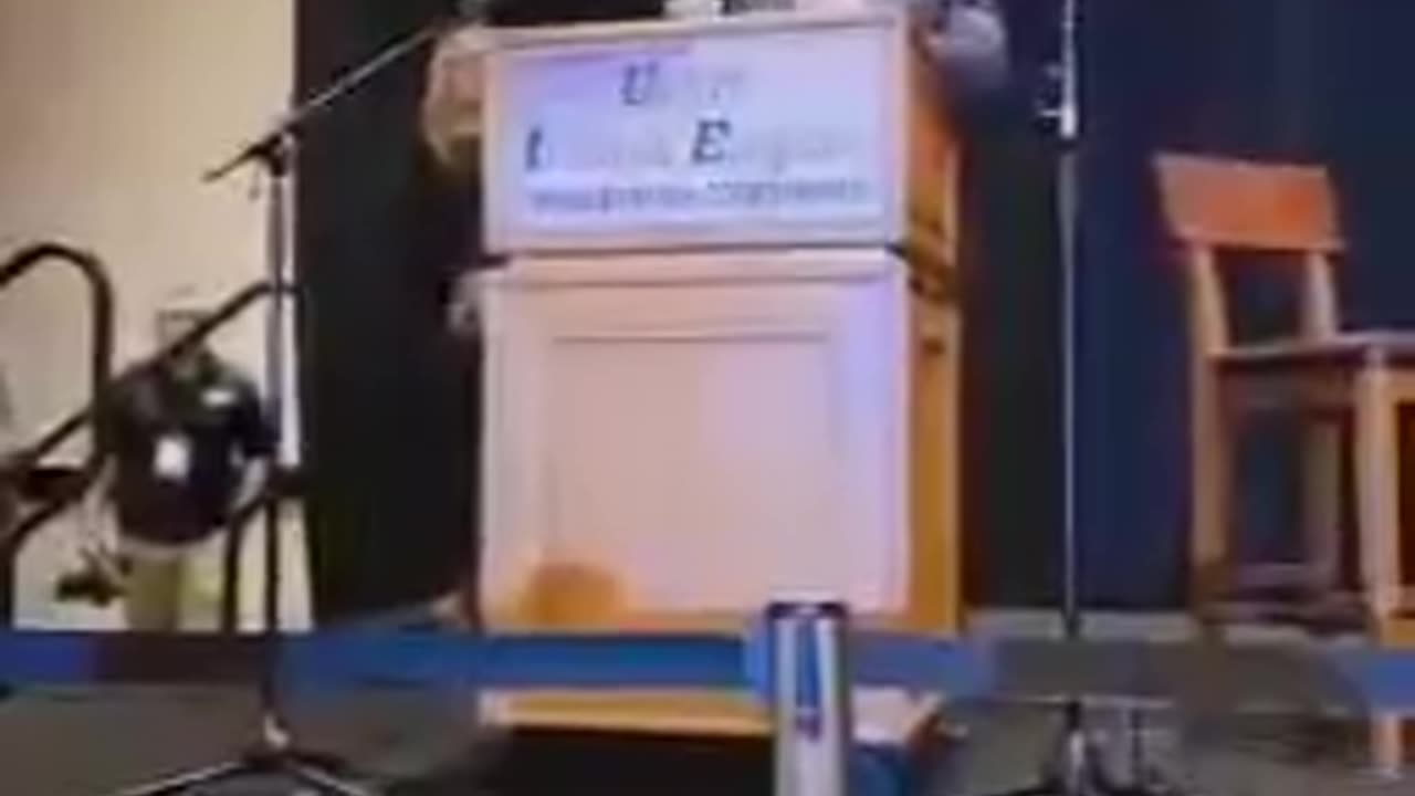 Former Los Angeles County Sheriff Alex Villanueva leaves the Dems for the GOP