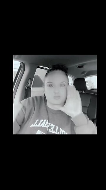 ASL only - Deaf vlogger warns us about the porn revenge