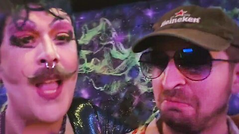 Carldo meets a drag performer