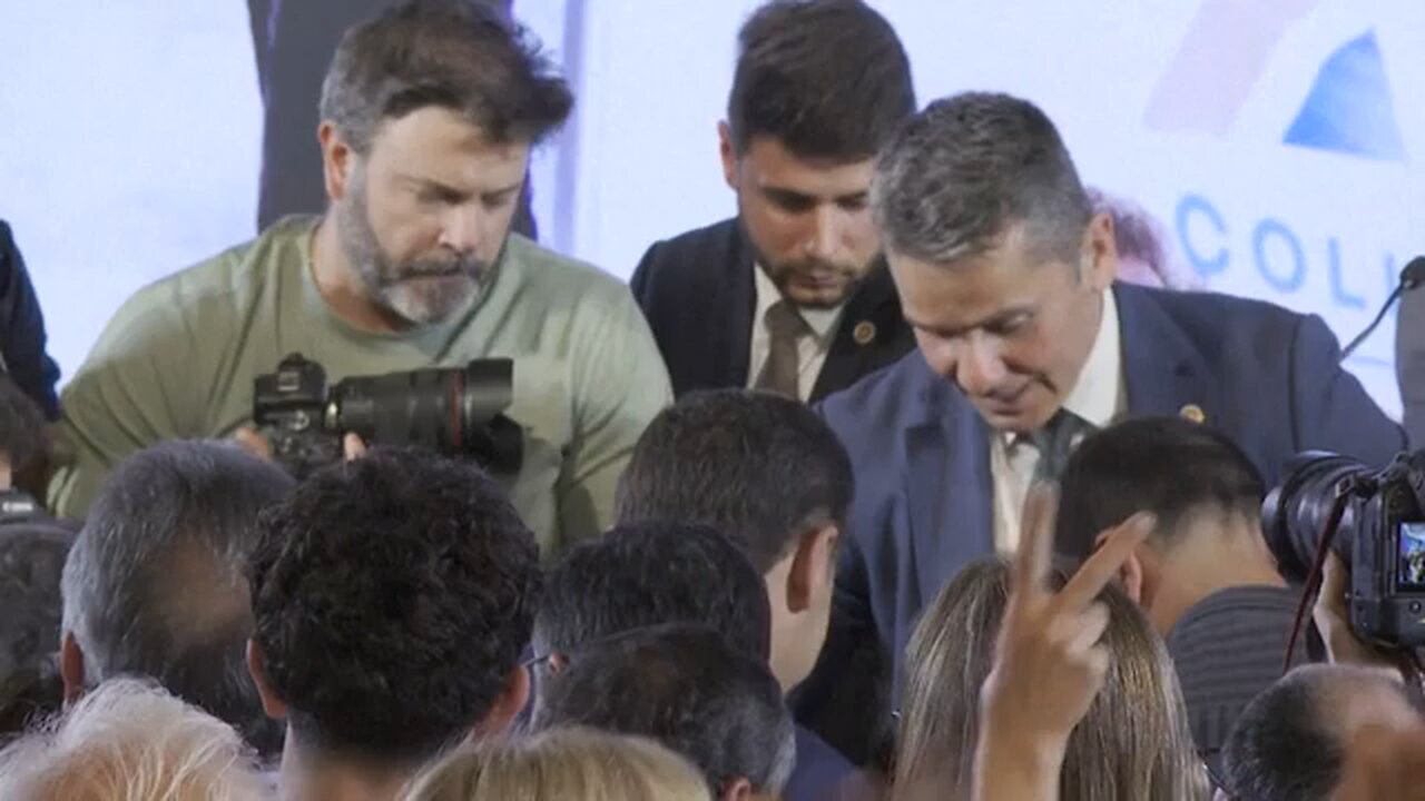 Portugals Luis Montenegro arrives on stage after general election win