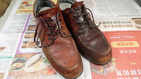 Reconditioning Leather Red Wing Shoes with Used Cooking Oil