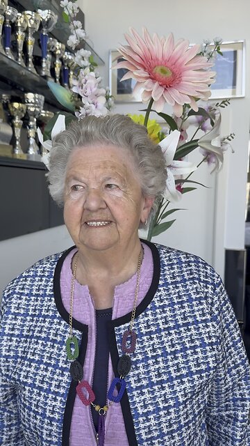 Old woman hairstyles