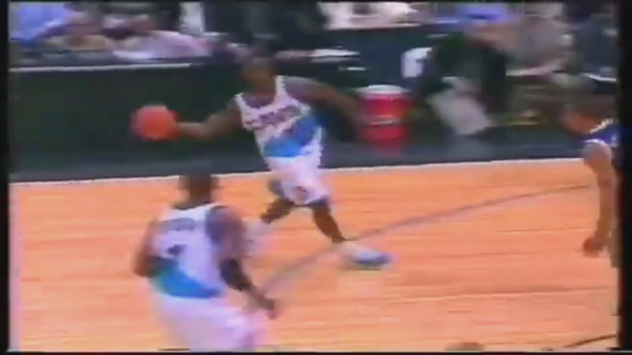 Brevin Knight 20 Points 6 Ast Vs. Lakers, 1999.