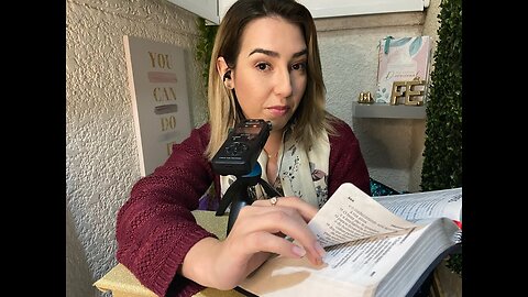 VAN ASMR cristão_ Leitura Bíblica Provérbios 1 em sussurro e voz suave - Asmr Cristão