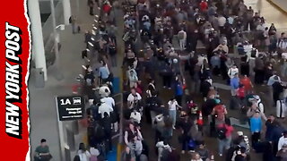 Shutdown fallout hits travelers: Endless lines and missed flights at Houston airport