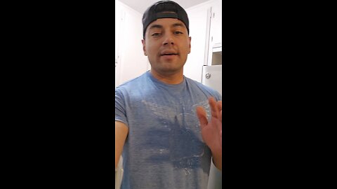 #Dominos #dominospizza #papajohns #stuffedcrustpizza #cheezybread