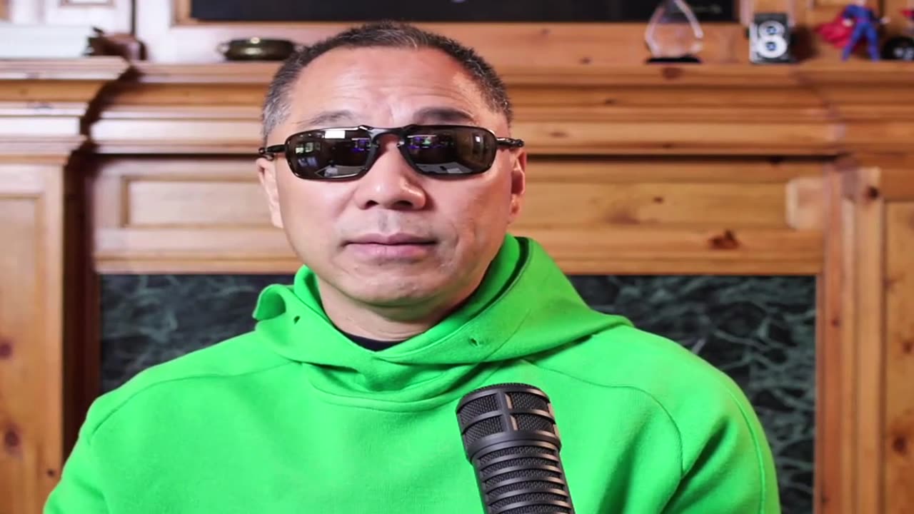 20221030文贵先生直播:#马斯克 Elon Musk 已被中共绑架,间接成其在美渗透代言人,最终一定和共产党走一起。两年前入美国籍,过去给两党全捐款,现直接支持极右派 #川普 总统