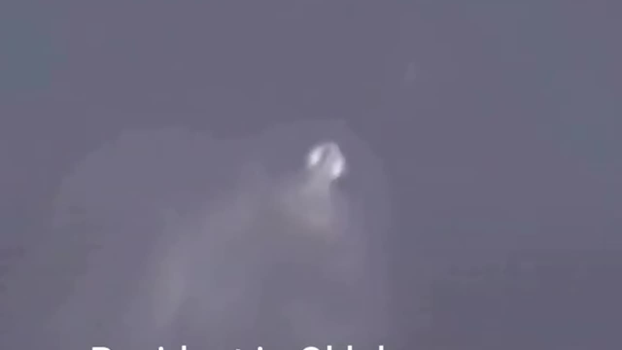Resident in Oklahoma witnessed this strange object in the sky