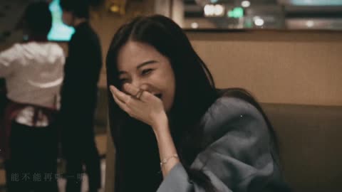 她跟我吃了最后一顿晚餐 她见了我最后一面 她准备好了 她没有遗憾 我有遗憾