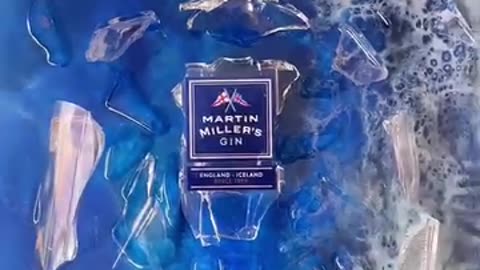 "Turning a Simple Bottle into Modern Resin Wall Art 🔥