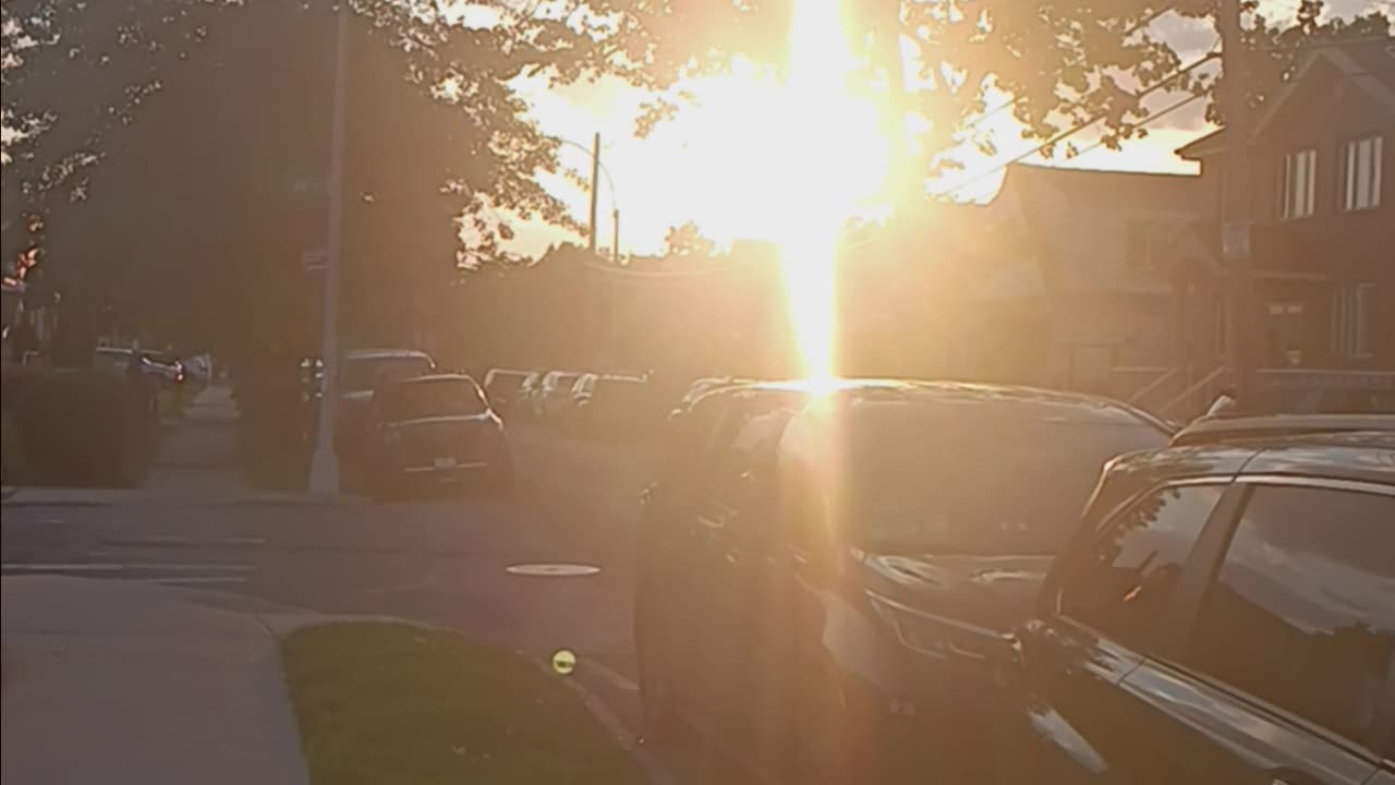 Sunset queens