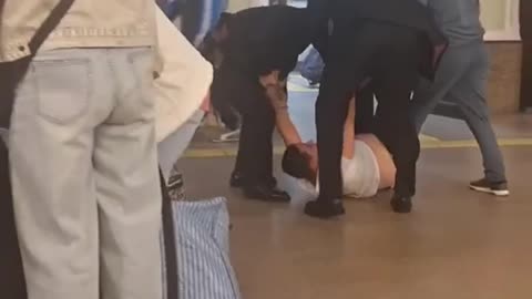 🤯 In Moscow, Kadyrovtsi grabbed a man at the Yaroslavsky railway station