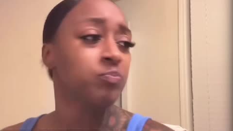 - SUEWOO ; CHECKS AROUND HER HOUSE AFTER HER BLUETOOTH GOES OFF ! (LATE UPLOAD)
