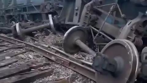 🚂👀 5 railcars carrying ship fuel derailed in Russia on August 2, route to Vanino port.