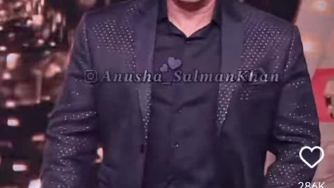 Salman Khan cracked up laughing