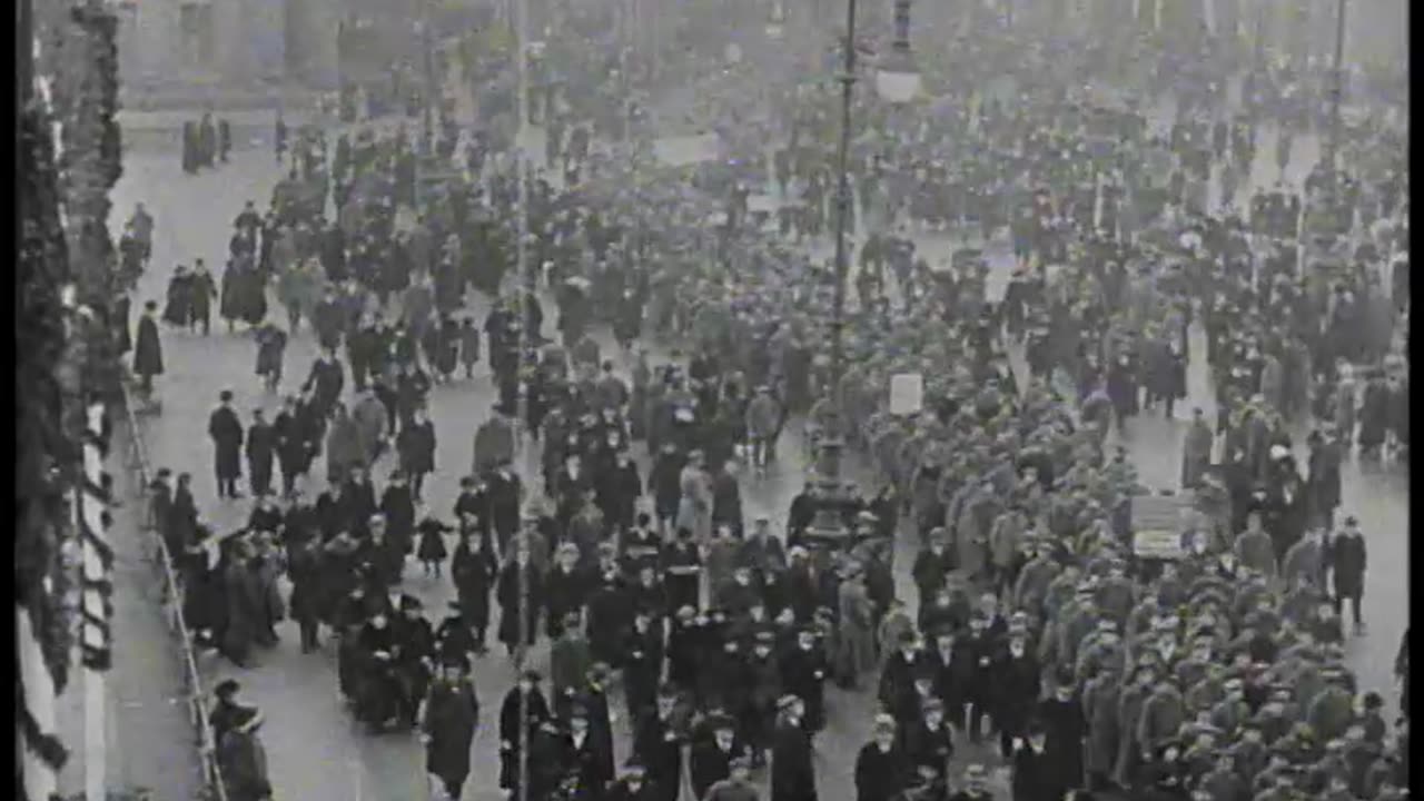 [STOCK NEWSREEL EXCERPTS] - [STOCK NEWSREEL EXCERPTS] - cbs-cbswwi-86