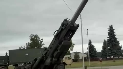 Biden gave American M777 howitzers to Ukraine