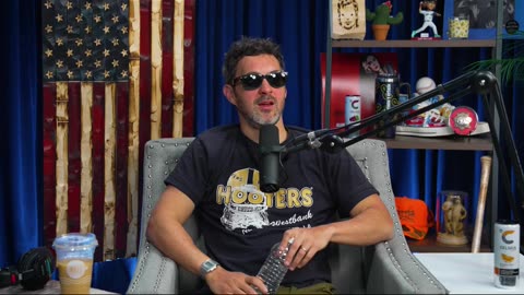 Theo Von and Mark Normand: Stopping for Smiles