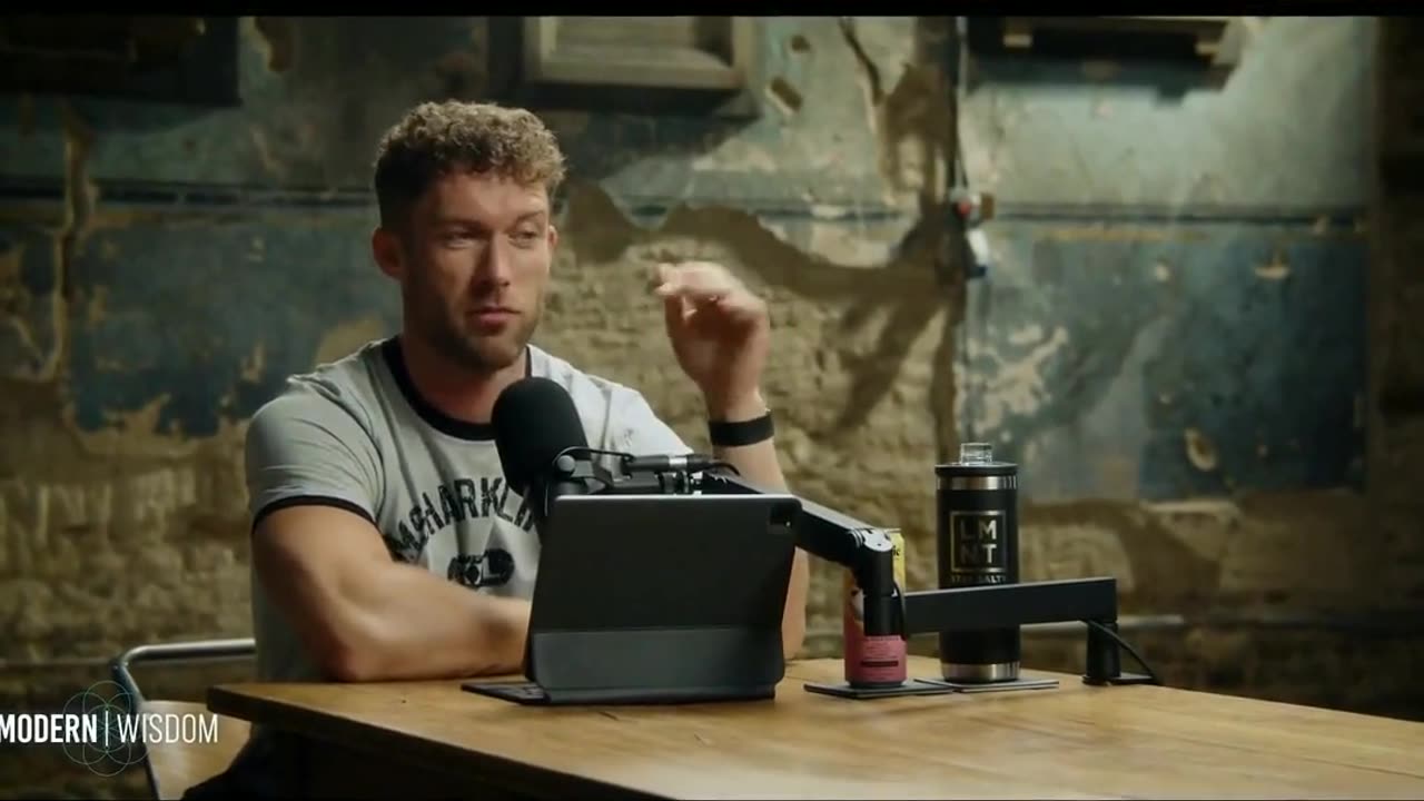 Changing Minds in Public - Sam Sulek and Chris Williamson #changingopinions #hypocrisy