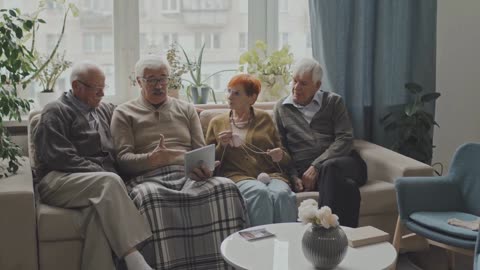 5 Habits Seniors Must Quit for Better Sleep!