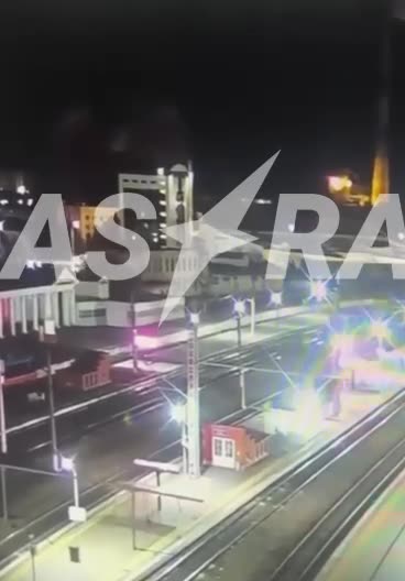 (Insane)Ukrainian Drone Smashes into Russian Refinery in Oryol, RF