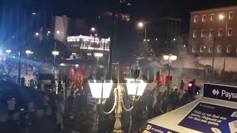 makeleio.gr - Εκτεταμένα επεισόδια στην πλ. Συντάγματος (6/9) pt3