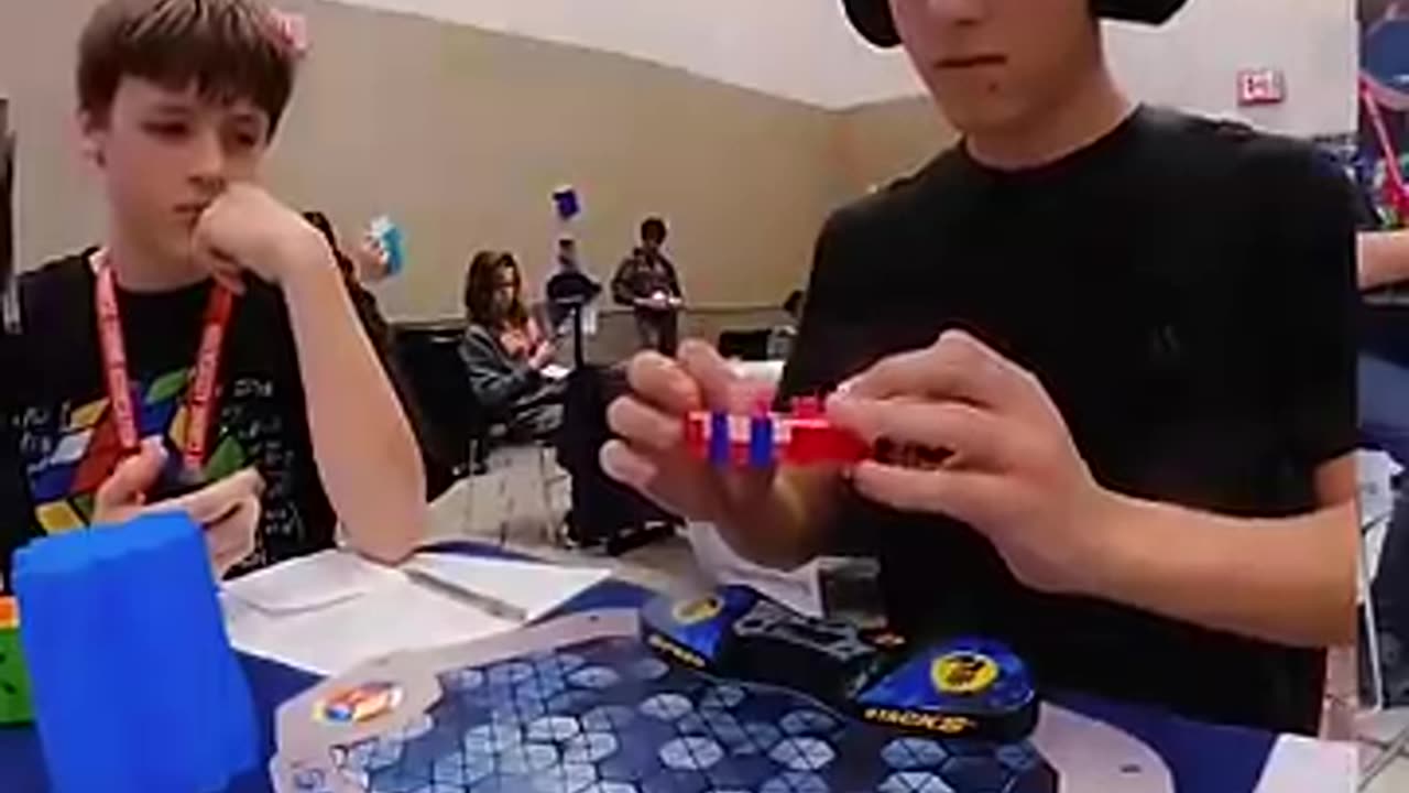 Amazing: Clock puzzle world record solve in 2.38 seconds #shorts #viral #cube #r