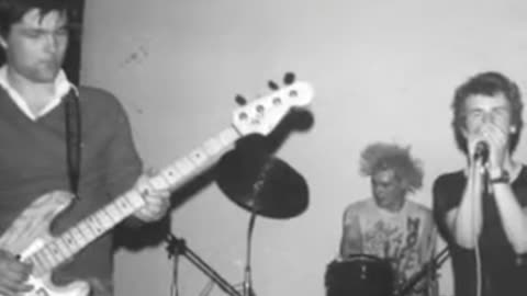 FLUX OF PINK INDIANS : 1982 Demo Strive To Survive : UK Punk Demos