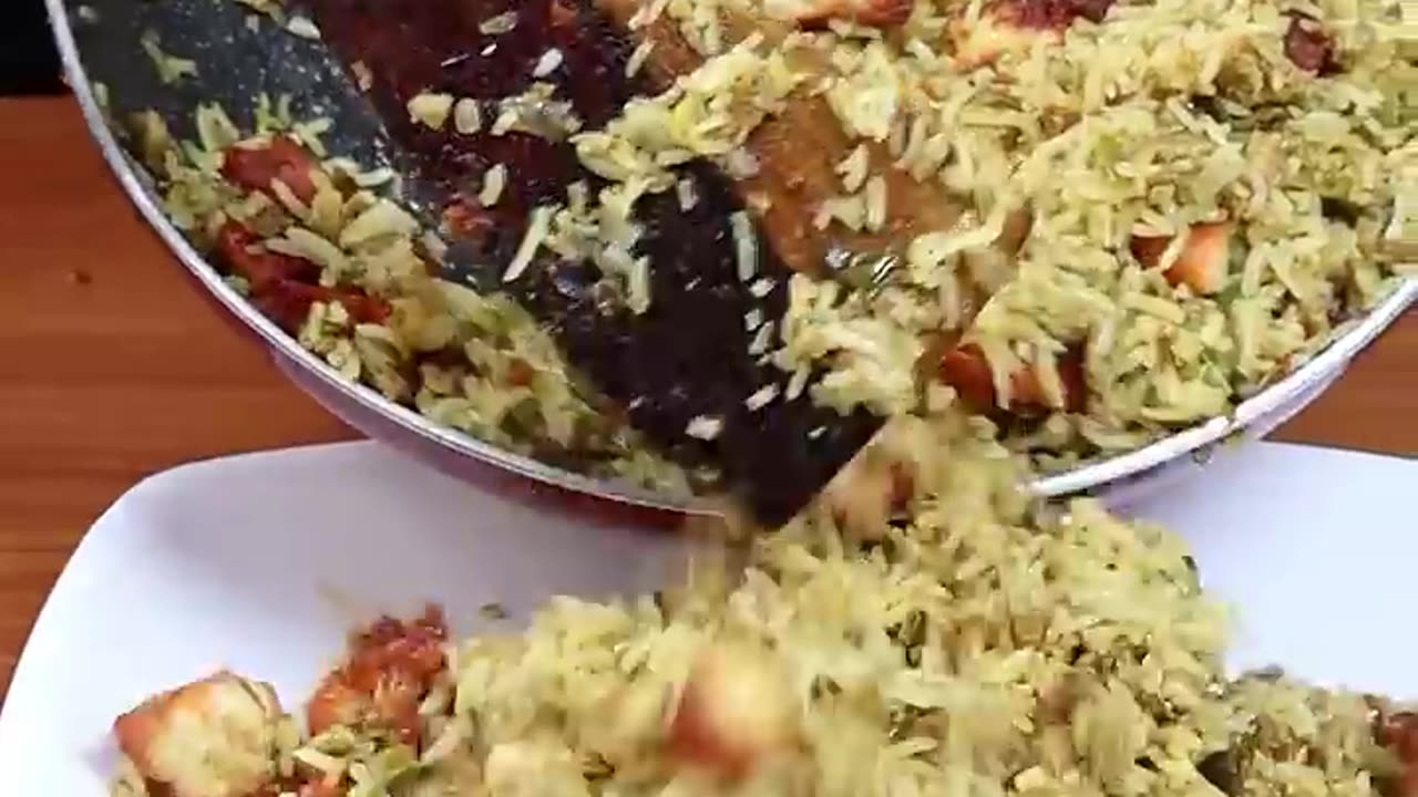 Egg chicken fried rice