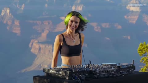🔴 Electronic Music Experience • Clubs, Events, Festivals & Studio Sessions 🎧
