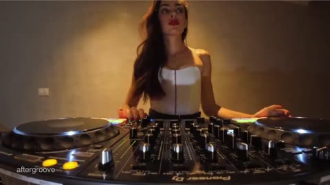 🔴 Electronic Music Experience • Clubs, Events, Festivals & Studio Sessions 🎧