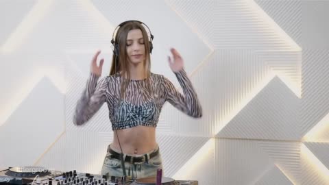 🔴 Electronic Music Experience • Clubs, Events, Festivals & Studio Sessions 🎧
