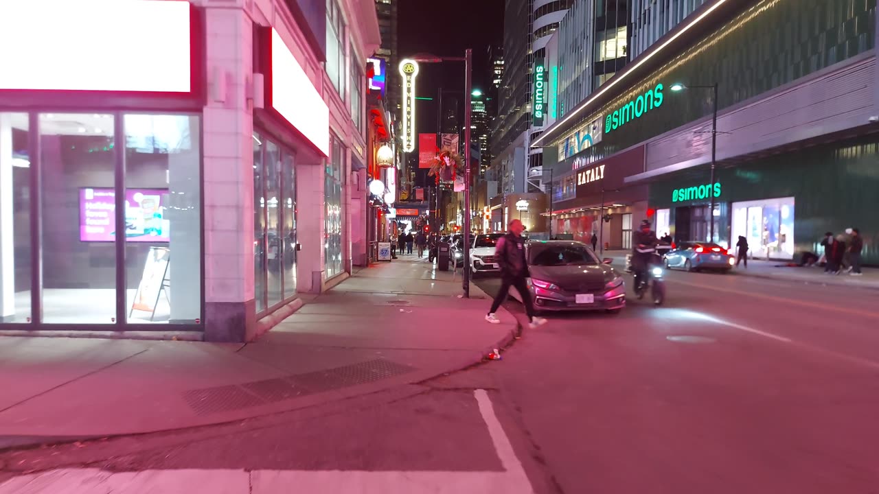 【4K】Nightlife scene Toronto Downtown Canada 🇨🇦