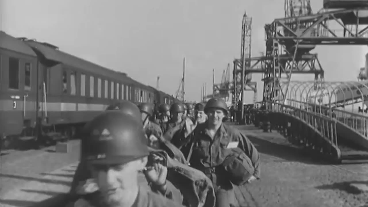 2ND ARMORED DIVISION ARRIVES,... - 2ND ARMORED DIVISION ARRIVES, BREMERHAVEN, GERMANY - 111-adc-9022