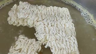 Easy Instant Noodles Recipe #food #cooking #shorts