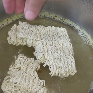 Easy Instant Noodles Recipe #food #cooking #shorts