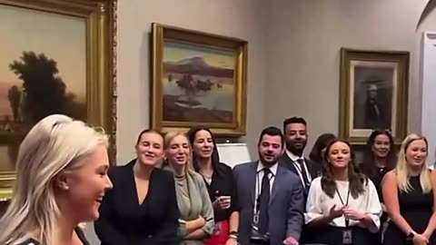 🚨🔥Karoline Leavitt gets the BEST Birthday surprise at the White House ❤️ #USA 