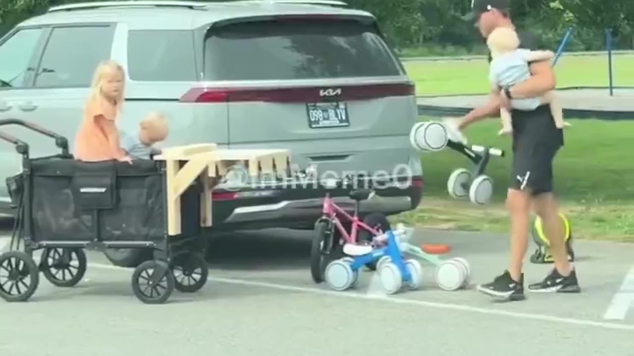 This dad definitely earns the title_ “Dad of the Year"
