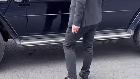 😀