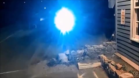 Luminous Orb lands in Front of the Stunned Witness in New Jersey 🧐🛸🛸🛸🛸🛸🛸🛸🛸