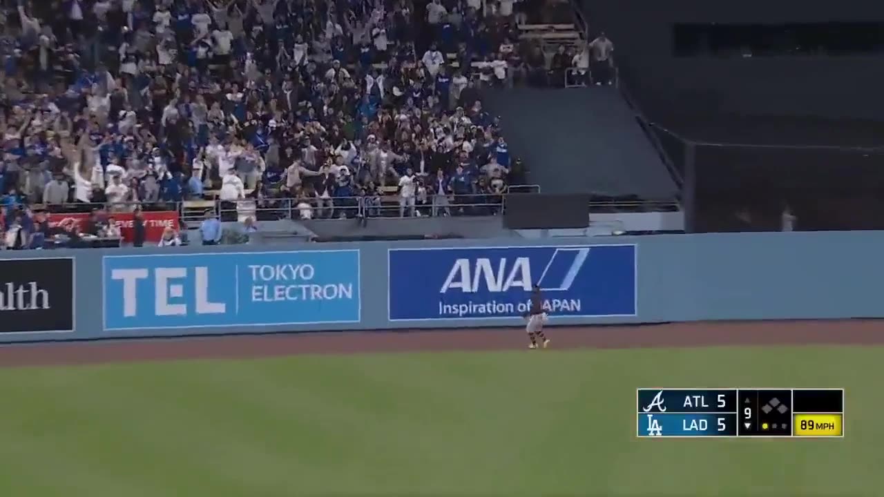 Shohei Ohtani hits a walk-off home run on to beat the Braves.