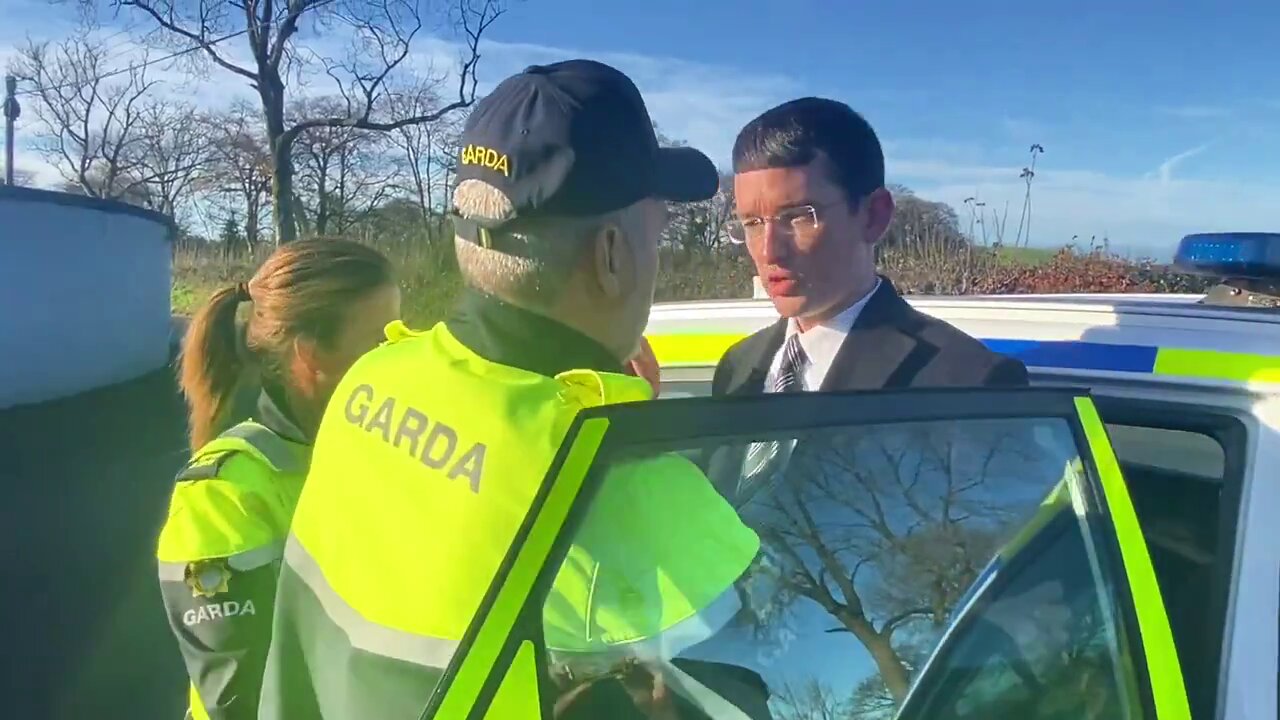 Educator Enoch Burke arrested again and sent back to Prison for refusing to use made up Pronouns! ⚧️