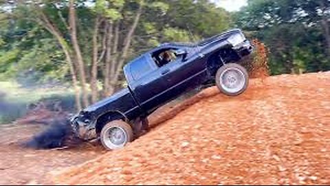 Cummins are the worst trucks. Laughing at cummins owners for 20 minutes