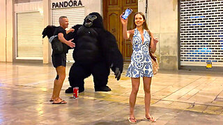 Spain Costa del Sol Malaga After Dark – City Nightlife & Daily Life Vibes