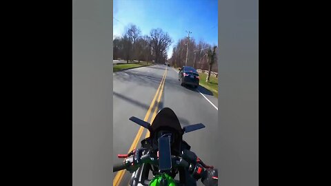 Officer stops biker for unexpected reason #police #biker #japd