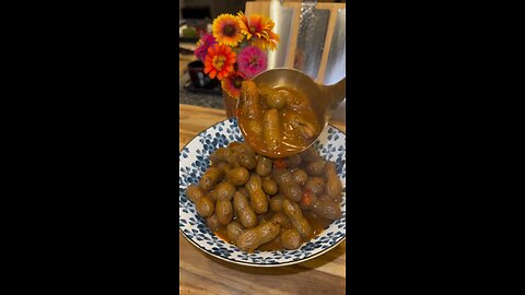 Boiled Peanuts🥜 Start out by getting a 24 ounce bag of jumbo raw peanuts and rinse them off in a