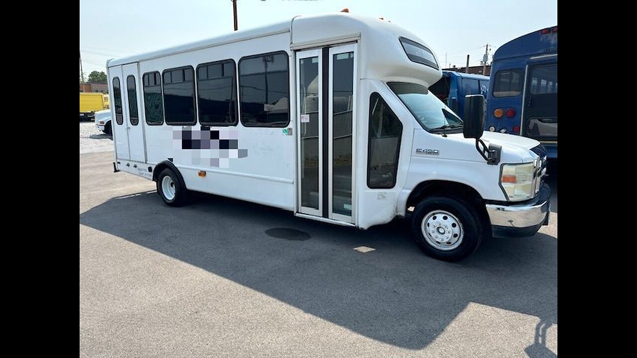 2009 Ford E450 Mobile Party Bus | Private Special Events Bus for Sale in Missouri!