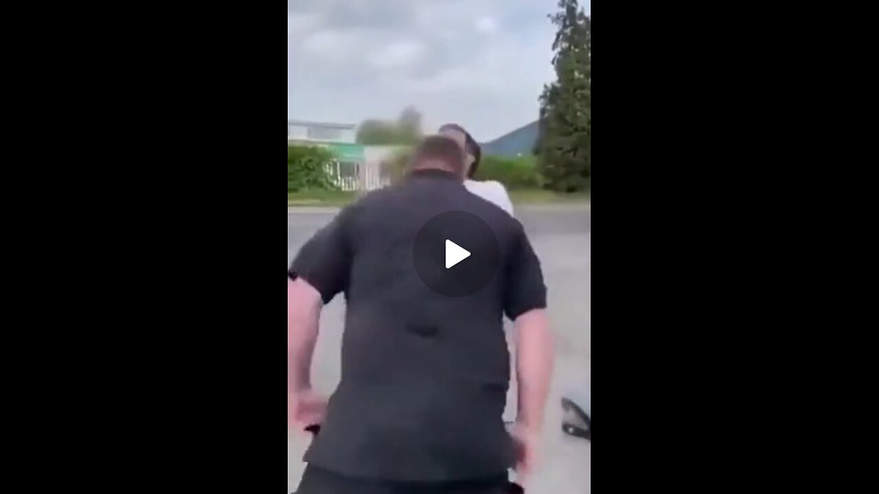 Street Fight Showdown: Chaos in the Concrete Jungle